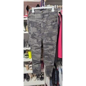 Rue 21 Camouflage  Skinny Jeans sz 5/6